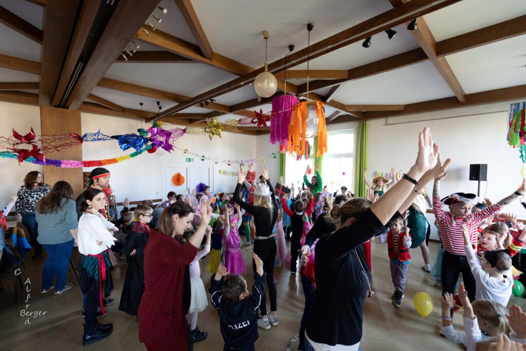 Kinderfasching der Kolpingsfamilie Schierling